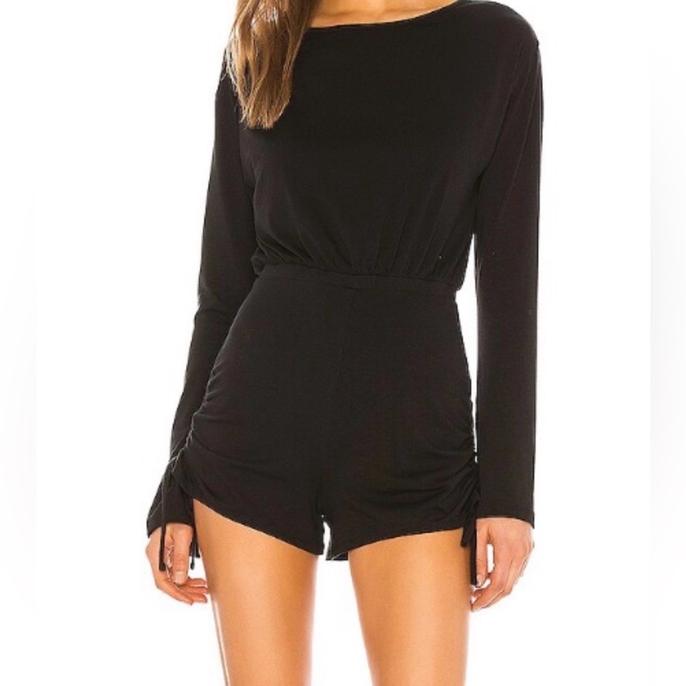 Lovers and Friends Women’s‎ Romper Small Lyla Ruched Cinched Shorts Long Sleeve